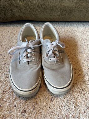 Vans shoes. Mens 8 / womens 9.5